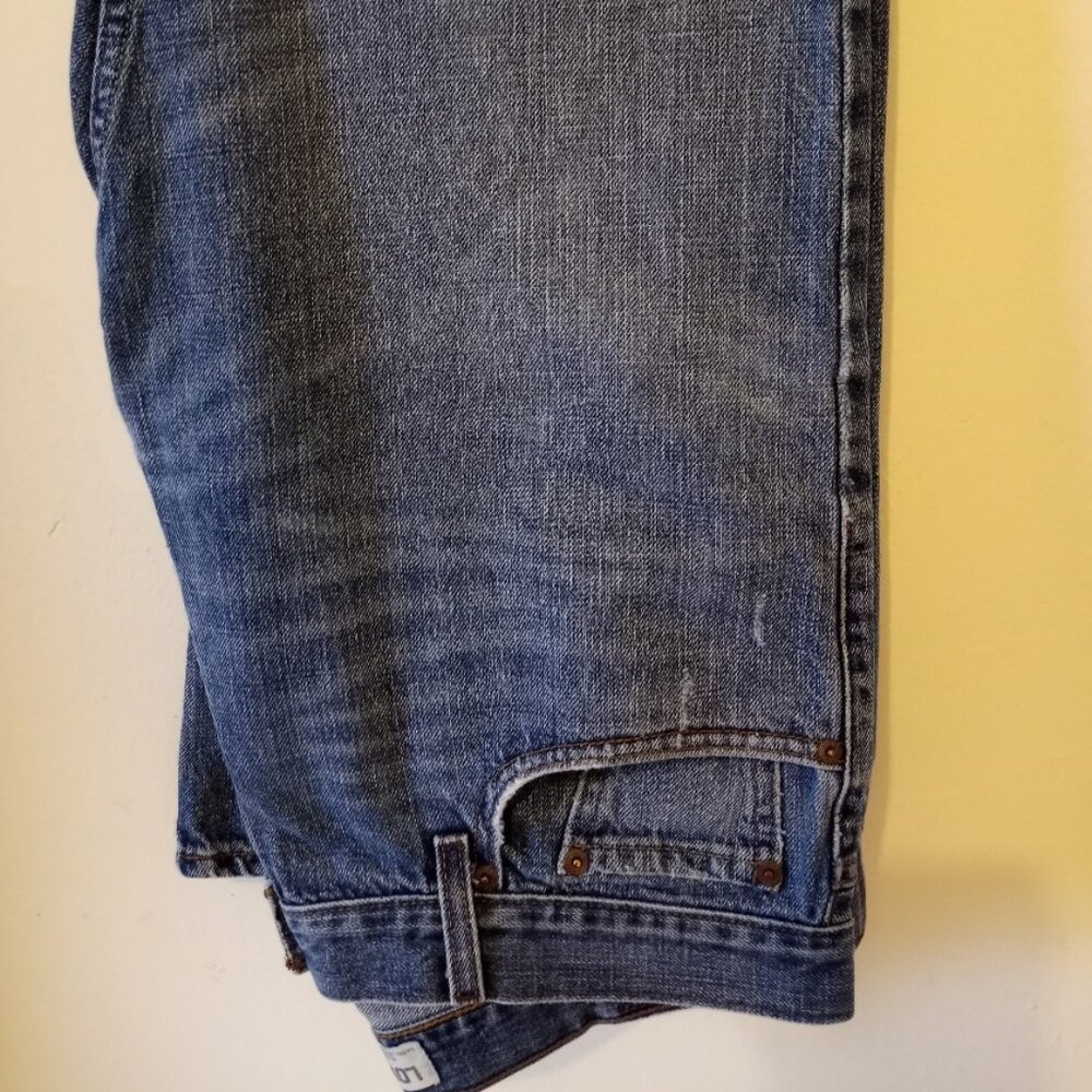 Levi's # 527 Low Boot Cut Blue Jeans  34x30 Preowned